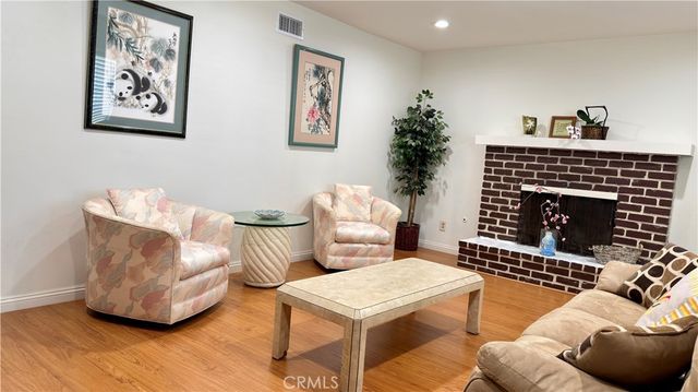 9621 Jumilla, Chatsworth, CA 91311