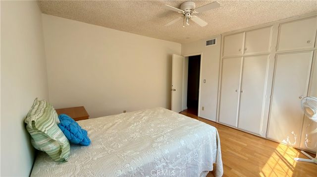 9621 Jumilla, Chatsworth, CA 91311