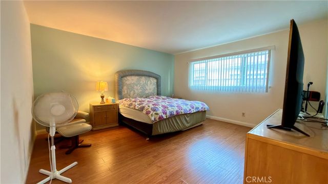 9621 Jumilla, Chatsworth, CA 91311