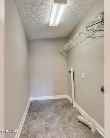 426 West Highland Road, Johnson City, TN 37604
