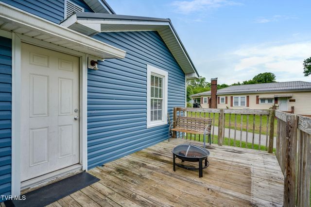 426 West Highland Road, Johnson City, TN 37604