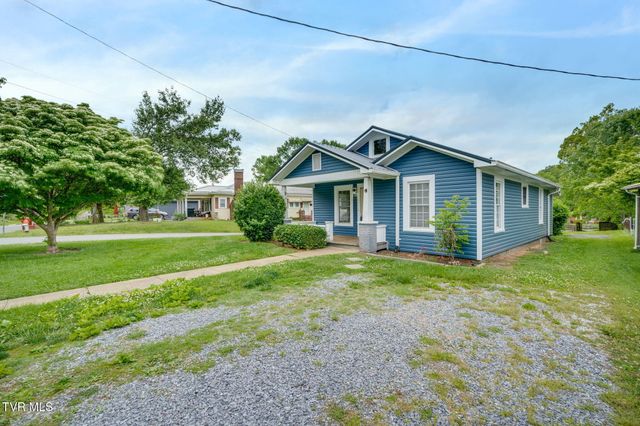 426 West Highland Road, Johnson City, TN 37604