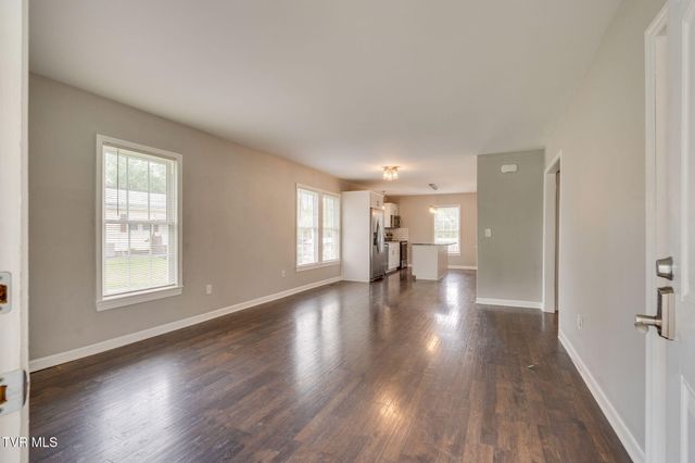426 West Highland Road, Johnson City, TN 37604