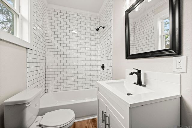 1874 71st Street, Baton Rouge, LA 70807