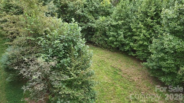 200 and 201 Fern Hill Drive, Mars Hill, NC 28754