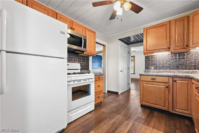 2128 S Freedom Avenue, Alliance, OH 44601