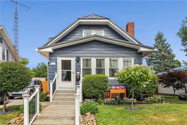 2128 S Freedom Avenue, Alliance, OH 44601