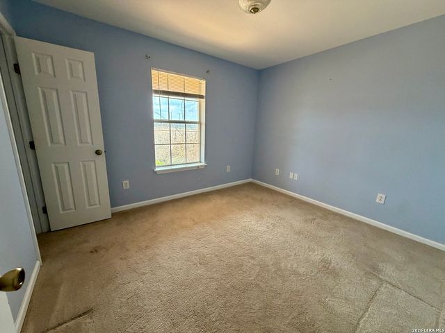 1550 County Road 300, Jourdanton, TX 78026