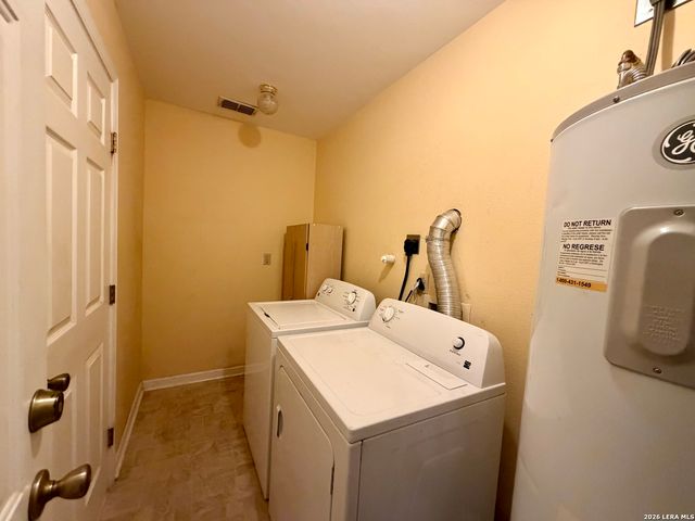 1550 County Road 300, Jourdanton, TX 78026