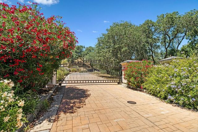 18600 Castle Ridge Drive, Morgan Hill, CA 95037