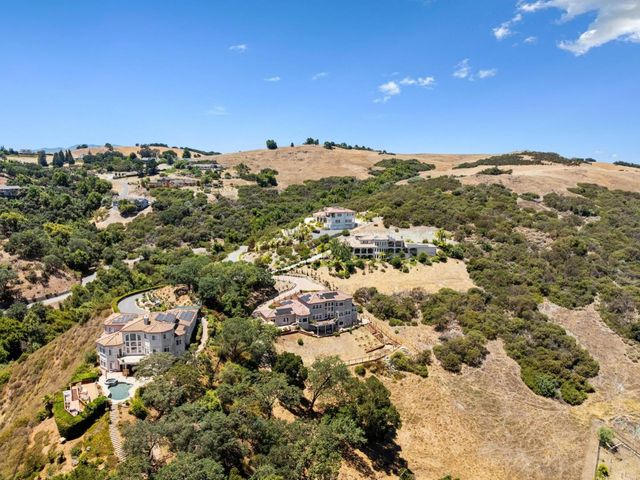 18600 Castle Ridge Drive, Morgan Hill, CA 95037