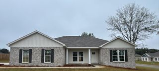 22 Sparrow, Newton, AL 36352