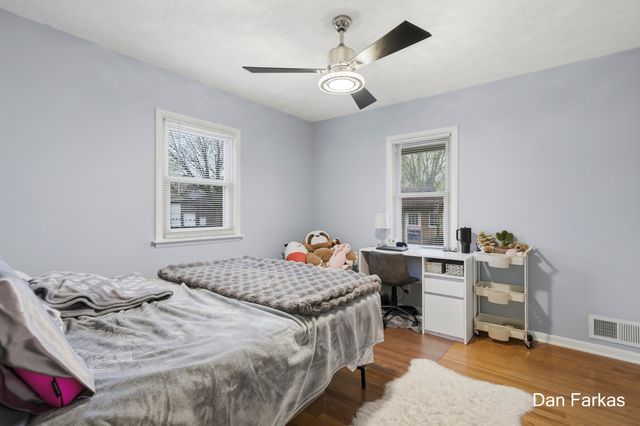 3322 Burlingame Avenue Sw, City Of Wyoming, MI 49509