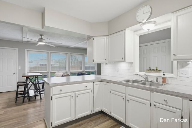 3322 Burlingame Avenue Sw, City Of Wyoming, MI 49509