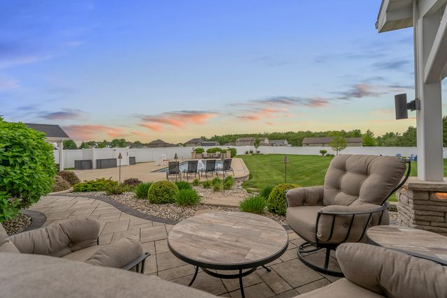 8692 W 156th Court, Lowell, IN 46356