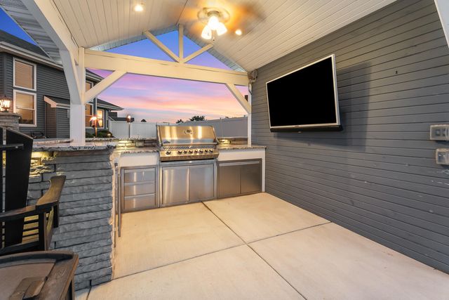 8692 W 156th Court, Lowell, IN 46356