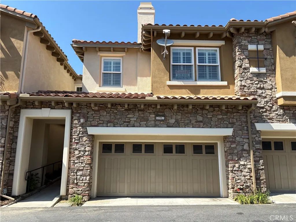 21917 Bella Vista, Chatsworth, CA 91311