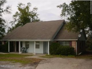 4121 Castenera Avenue, Moss Point, MS 39563