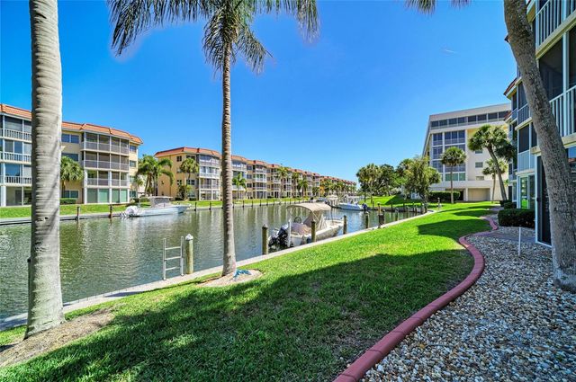 1257 S PORTOFINO DRIVE 104, Sarasota, FL 34242