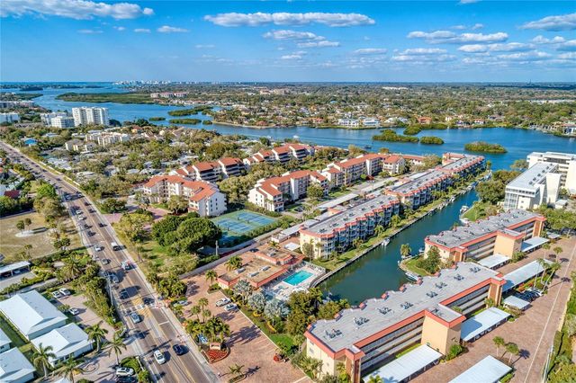 1257 S PORTOFINO DRIVE 104, Sarasota, FL 34242