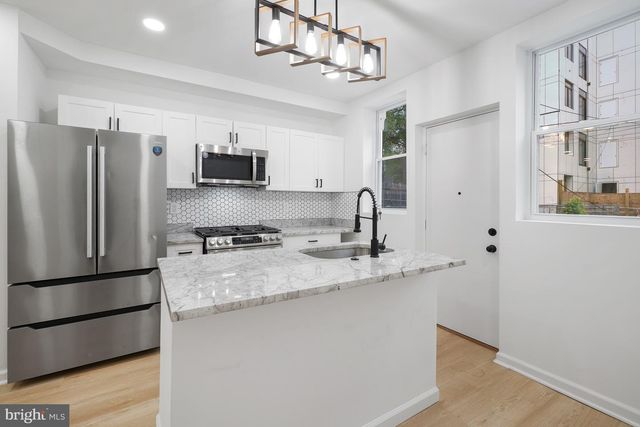 1721 L ST NE, Washington, DC 20002