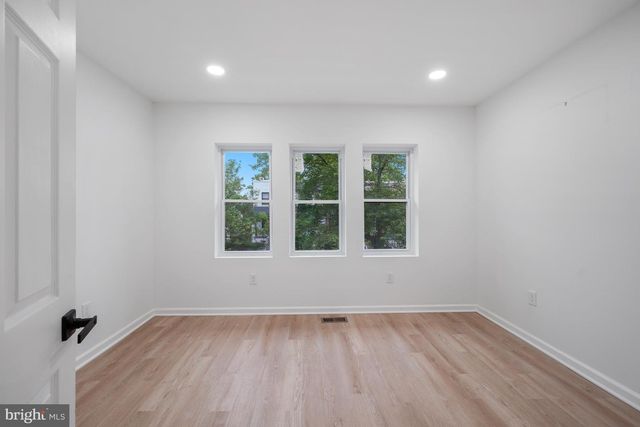 1721 L ST NE, Washington, DC 20002