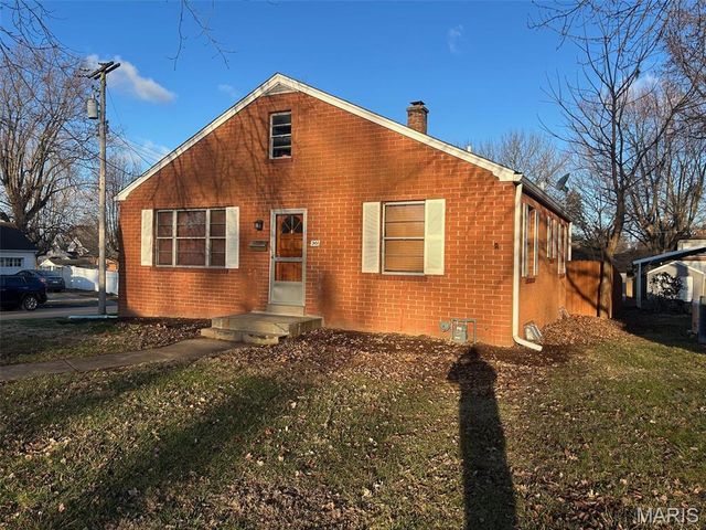 301 N 37th Street, Belleville, IL 62226
