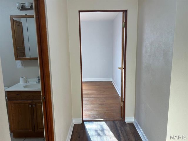 301 N 37th Street, Belleville, IL 62226