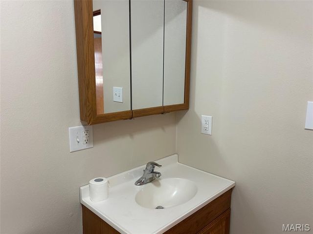 301 N 37th Street, Belleville, IL 62226