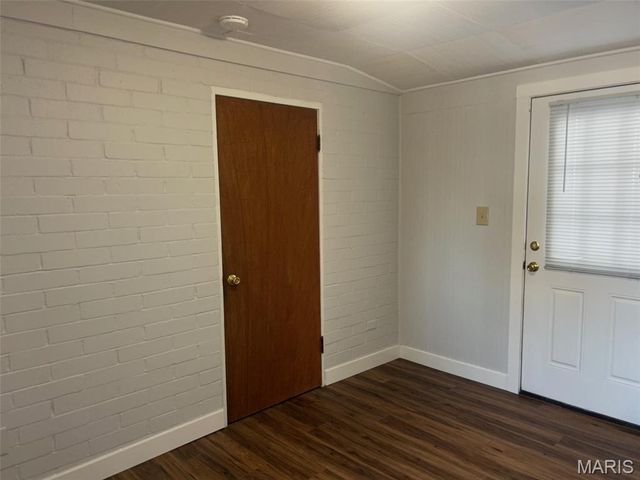 301 N 37th Street, Belleville, IL 62226