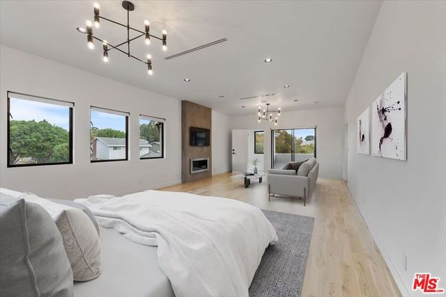 3490 St Susan Place, Los Angeles, CA 90066