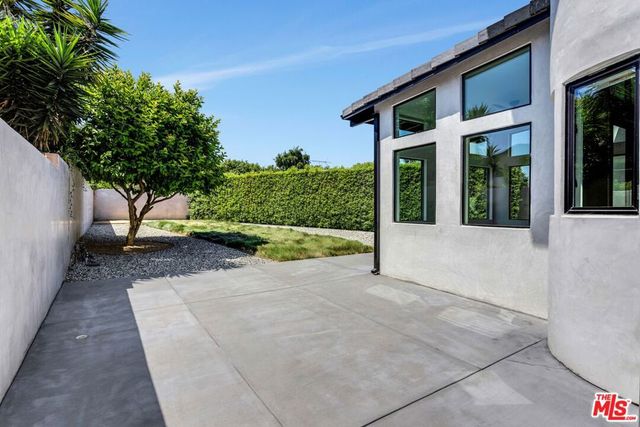 3490 St Susan Place, Los Angeles, CA 90066