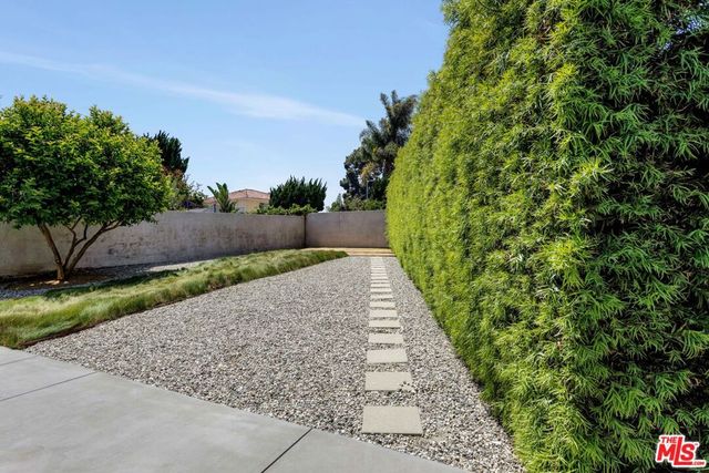 3490 St Susan Place, Los Angeles, CA 90066