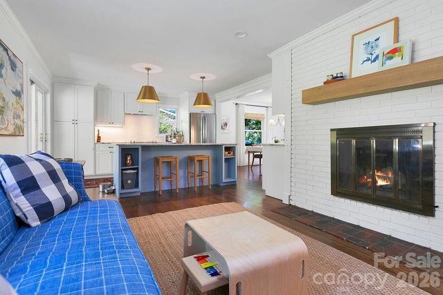 84 Far Hills Terrace, Brevard, NC 28712