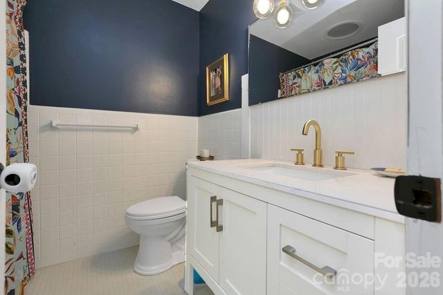 84 Far Hills Terrace, Brevard, NC 28712