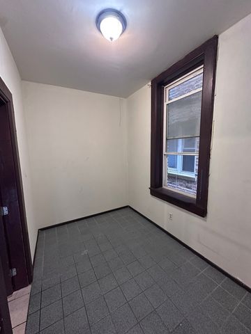 2224 W Cullerton Street 1R, Chicago, IL 60608