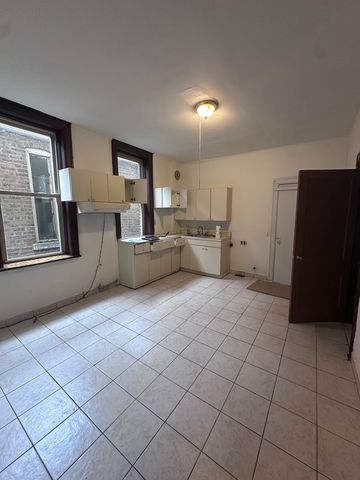 2224 W Cullerton Street 1R, Chicago, IL 60608
