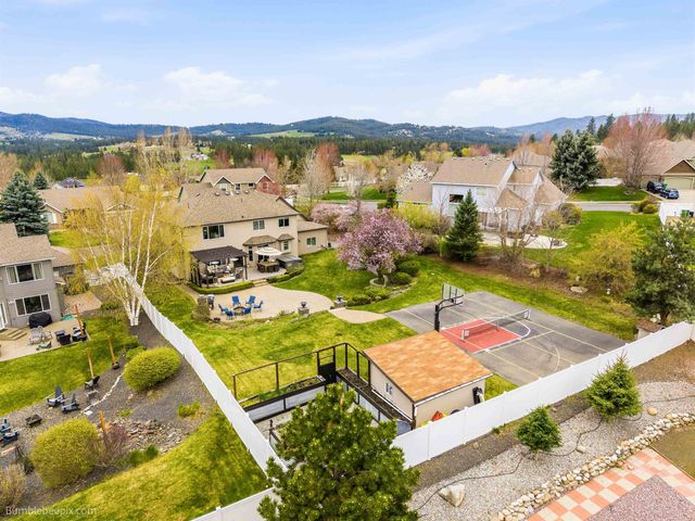 17205 E Morningside Ln, Spokane, WA 99016