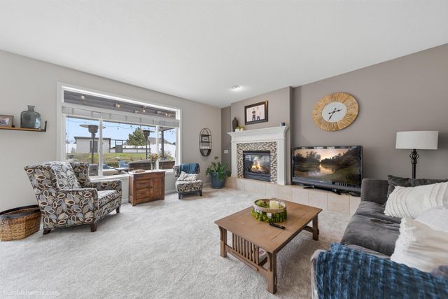 17205 E Morningside Ln, Spokane, WA 99016