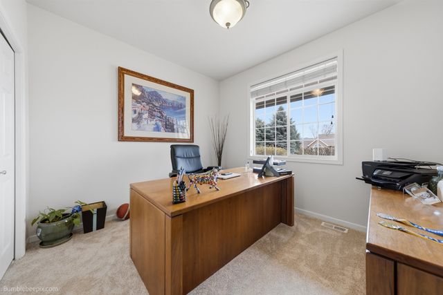 17205 E Morningside Ln, Spokane, WA 99016