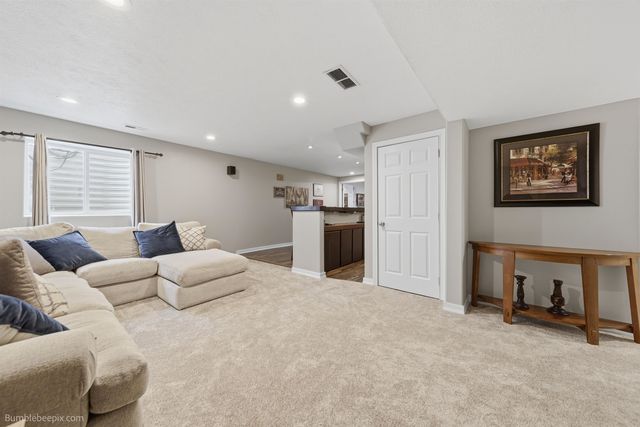 17205 E Morningside Ln, Spokane, WA 99016