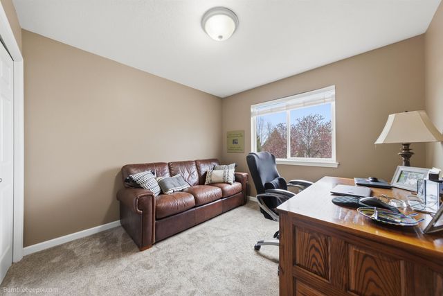17205 E Morningside Ln, Spokane, WA 99016