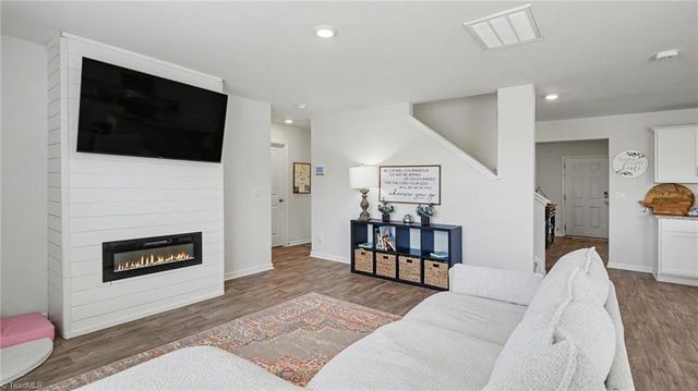 161 Hickory View Lane, Lexington, NC 27292