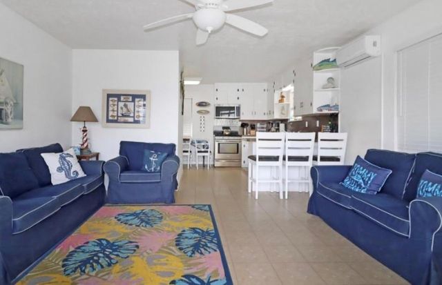 6004 Avenue T, Galveston, TX 77551