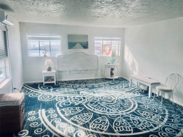 6004 Avenue T, Galveston, TX 77551