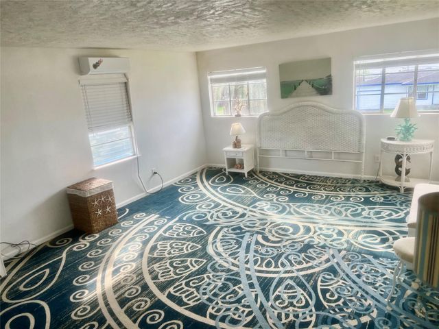 6004 Avenue T, Galveston, TX 77551