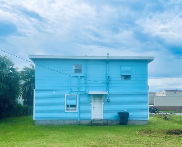 6004 Avenue T, Galveston, TX 77551