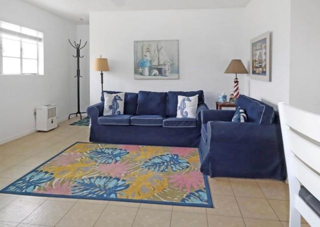 6004 Avenue T, Galveston, TX 77551