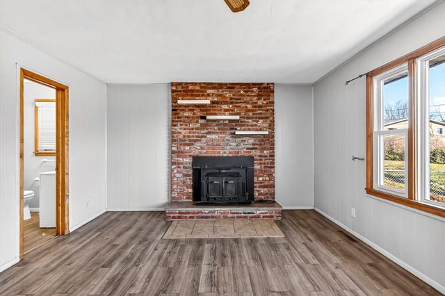 1650 S Saint Charles Avenue, Springfield, MO 65804