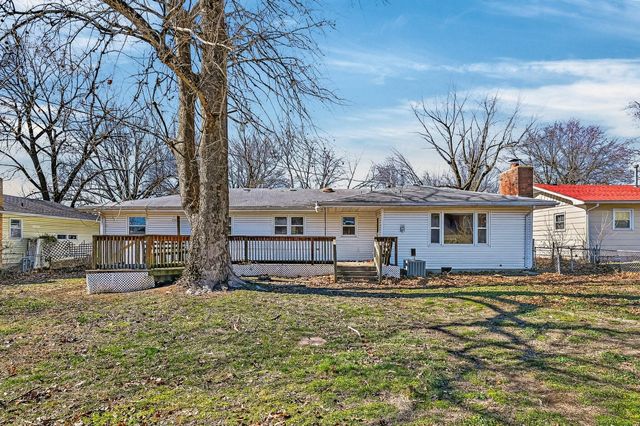 1650 S Saint Charles Avenue, Springfield, MO 65804